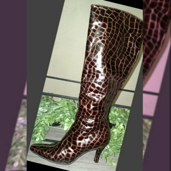 Stuart Weitzman Brown Crocodile Knee High Boots